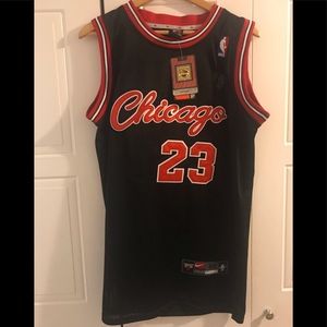 Chicago Bulls throwback black Alternative Jersey